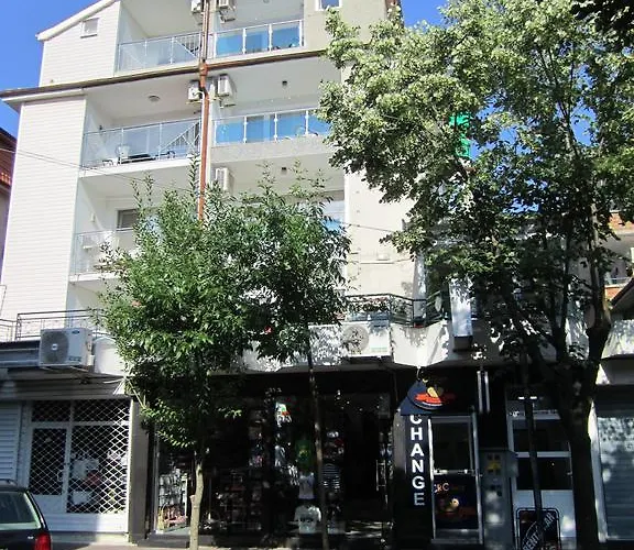 Central Guesthouse Vendégház