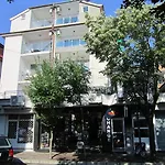 Central Guesthouse Vendégház
