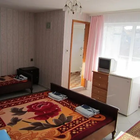 Central Guesthouse Несебър
