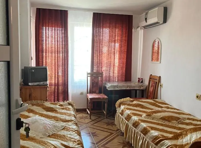 Central Guesthouse Къща за гости Несебър