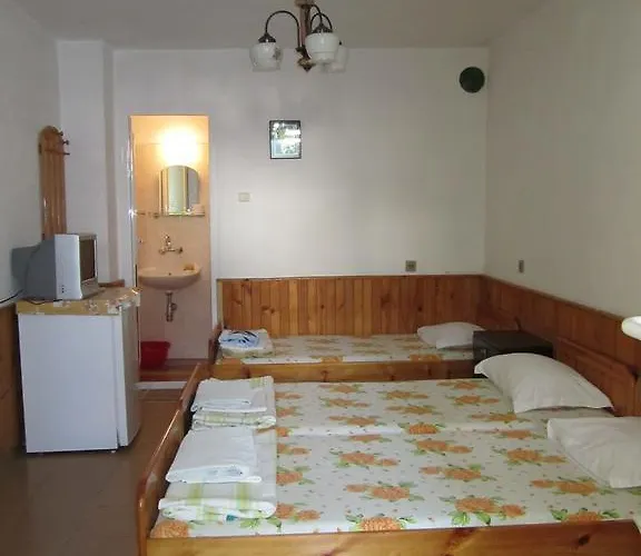 Central Guesthouse Несебър