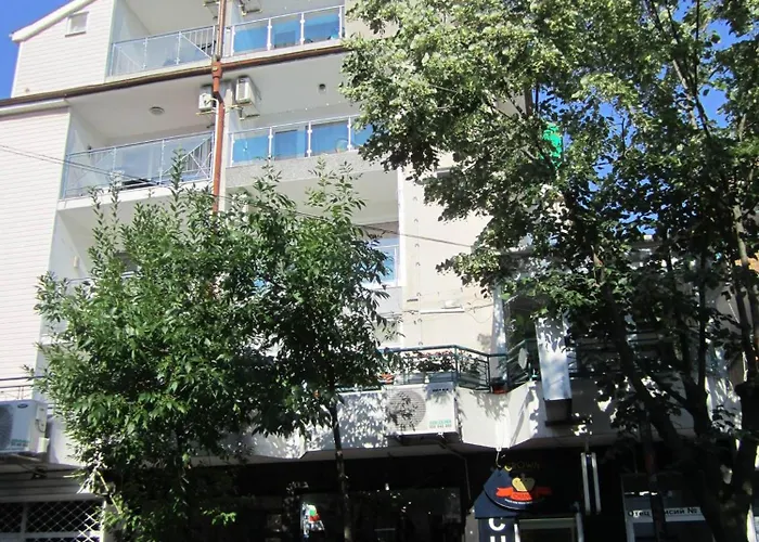 Къща за гости Central Guesthouse Несебър